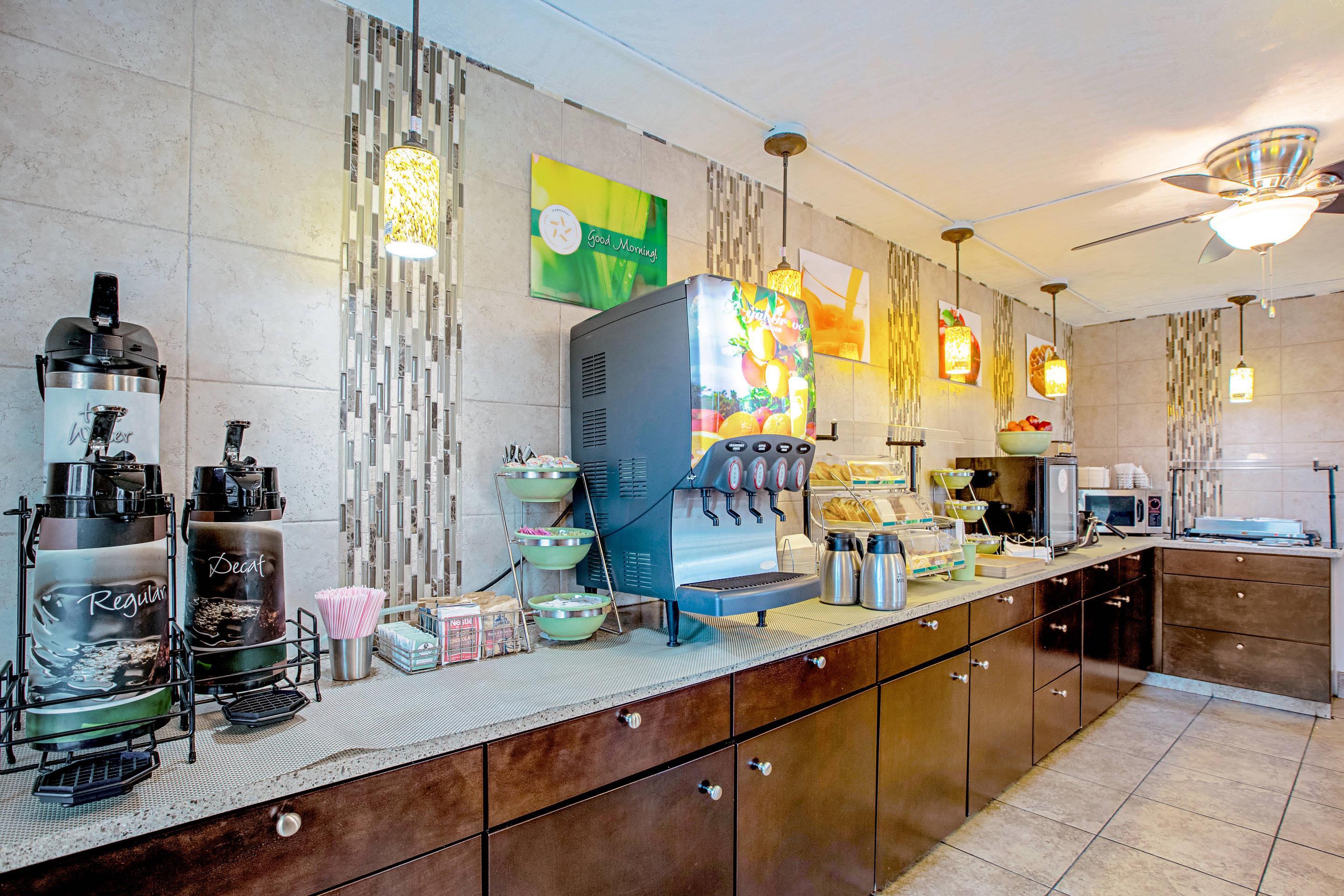 Breakfast area