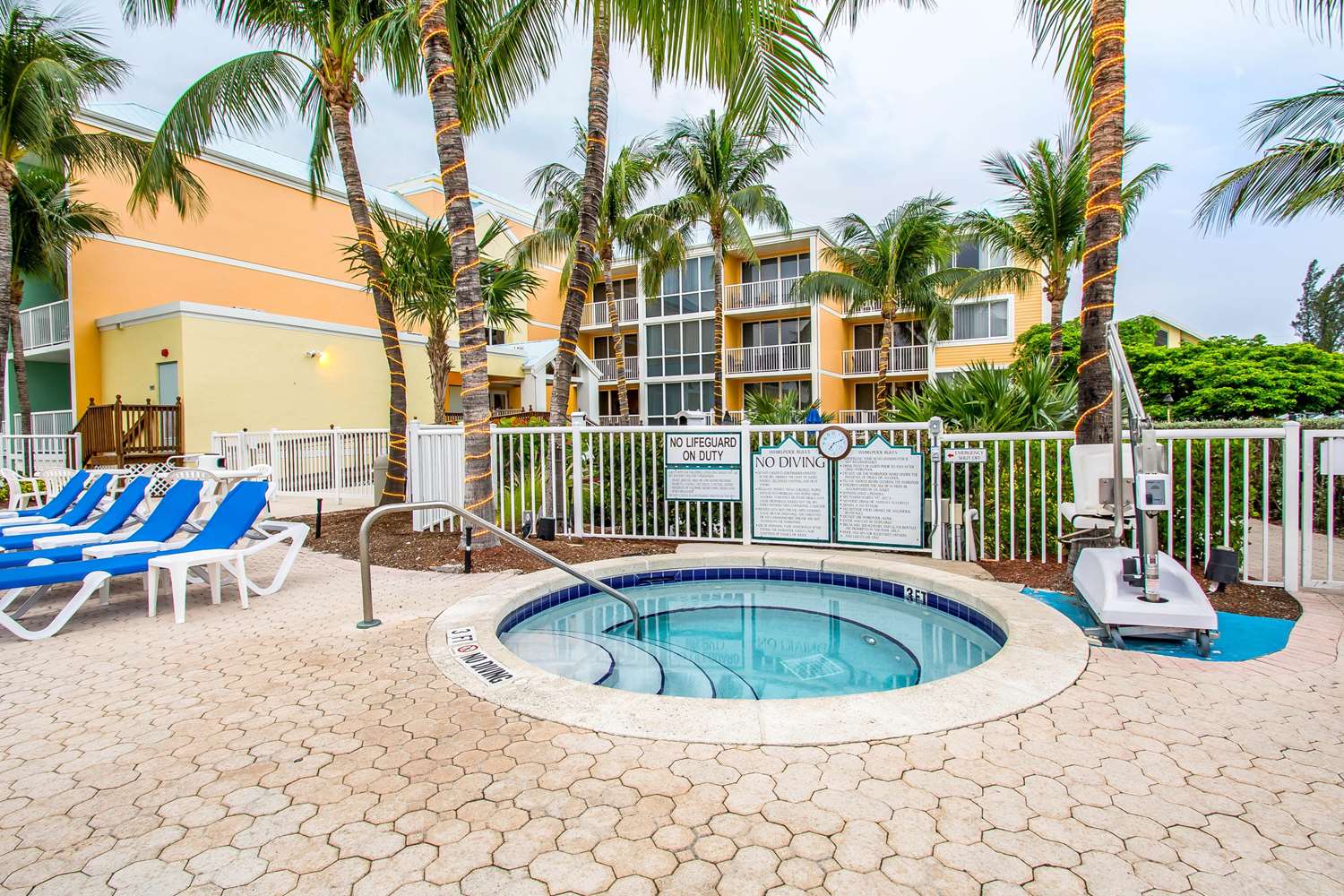 Bluegreen Vacations Hammocks Resort Marathon, FL See Discounts