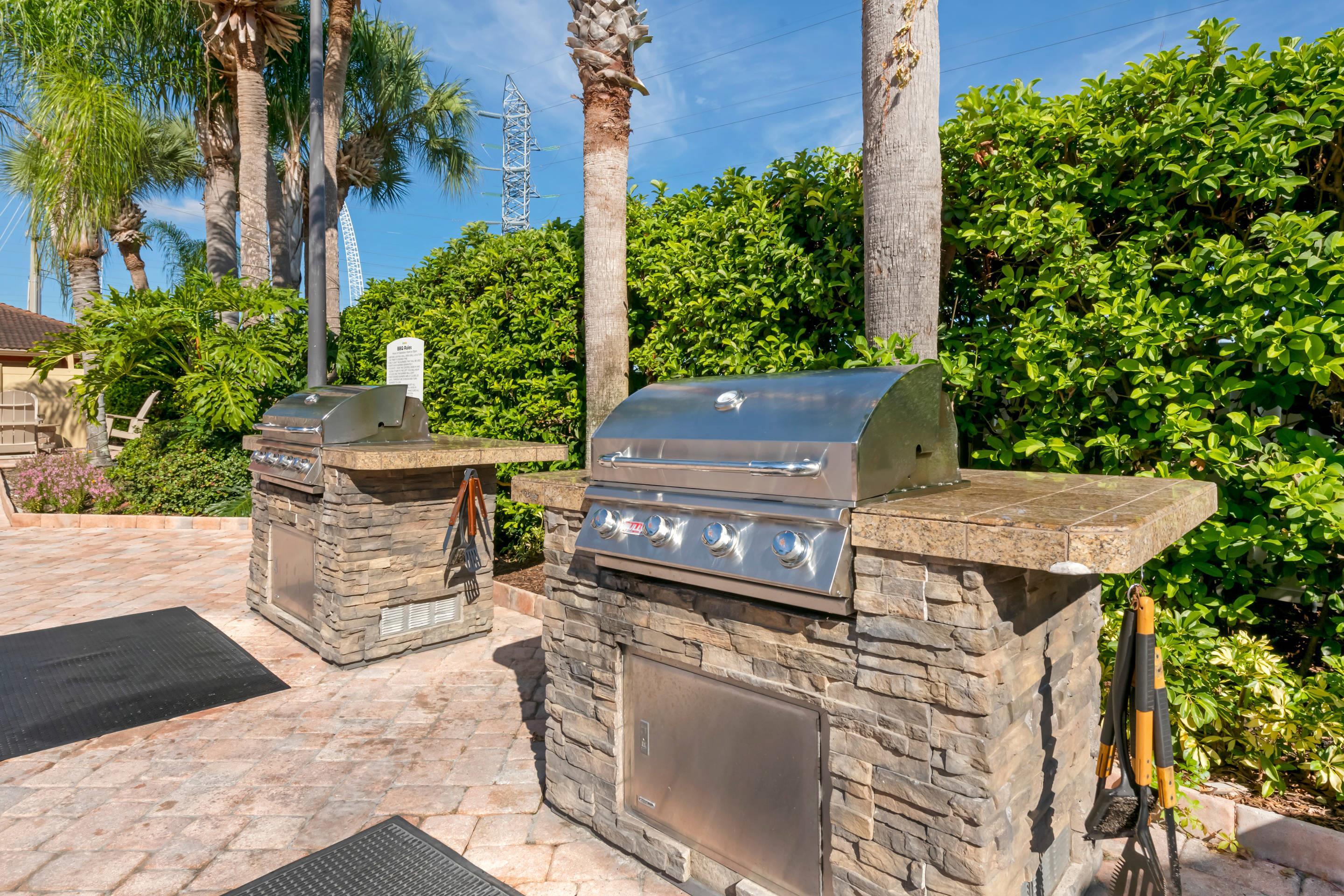 Barbecue area | Bluegreen Vacations Orlando's Sunshine Resort