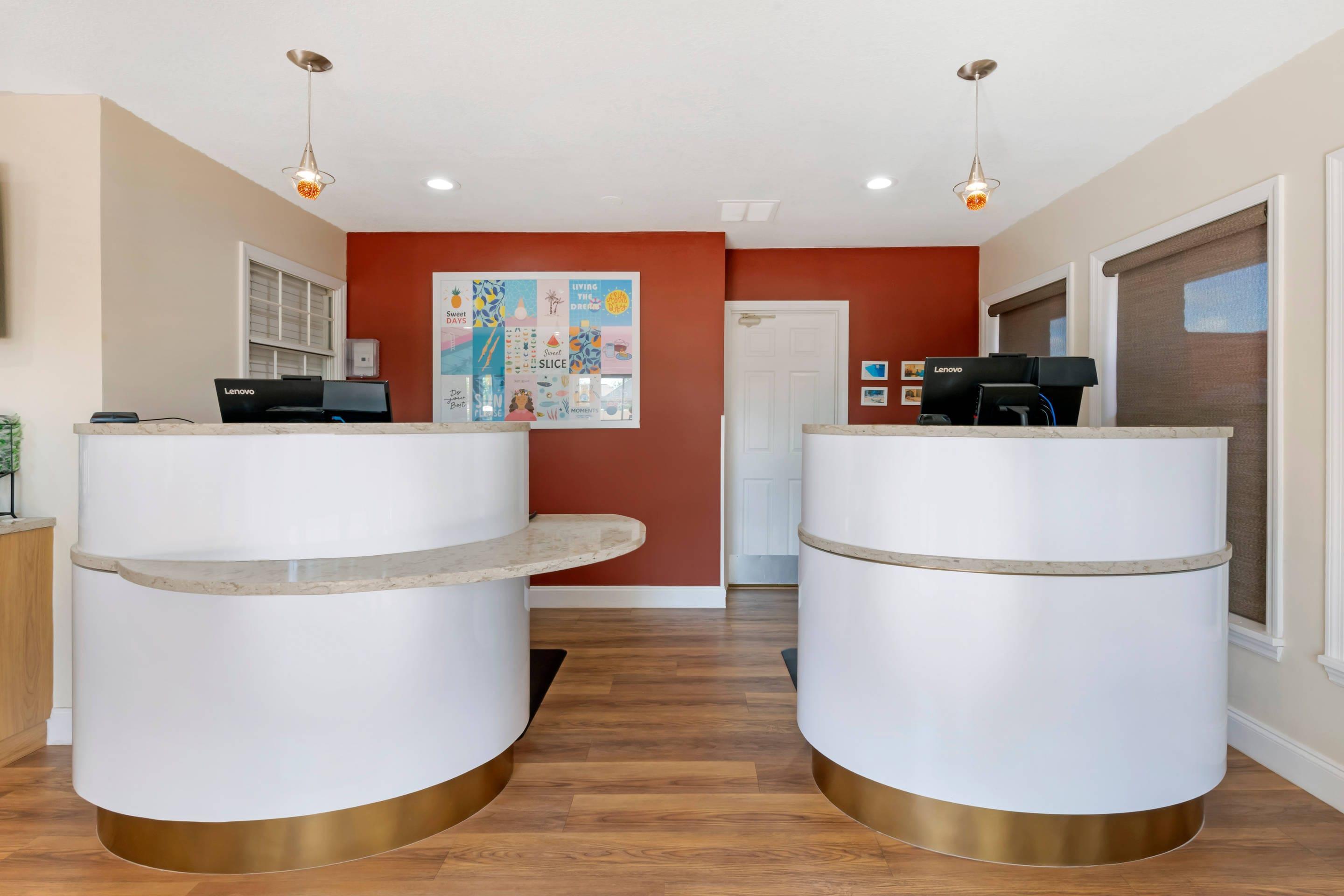 Front desk | Bluegreen Vacations Orlando's Sunshine Resort