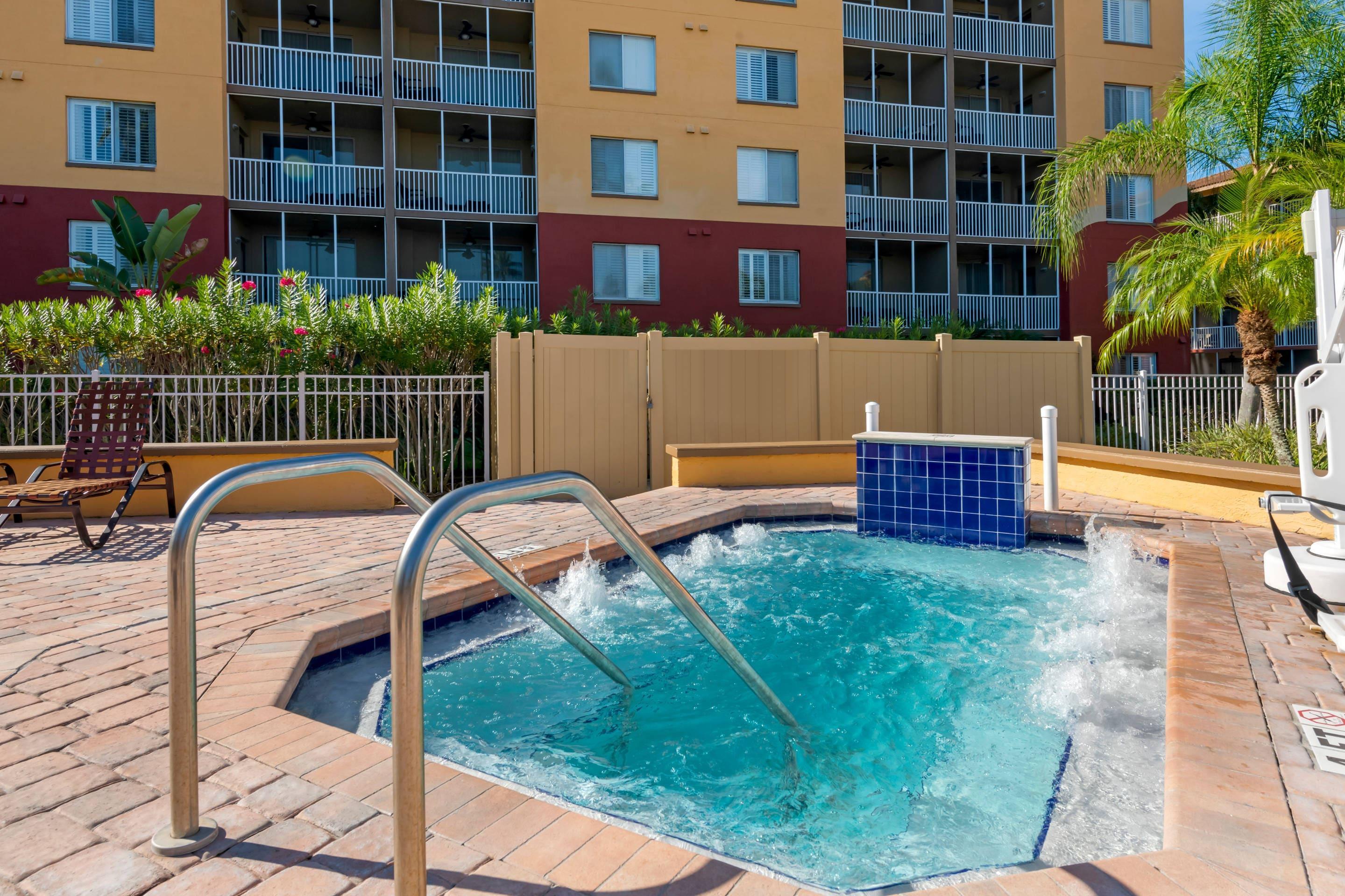 Outdoor hot tub | Bluegreen Vacations Orlando's Sunshine Resort