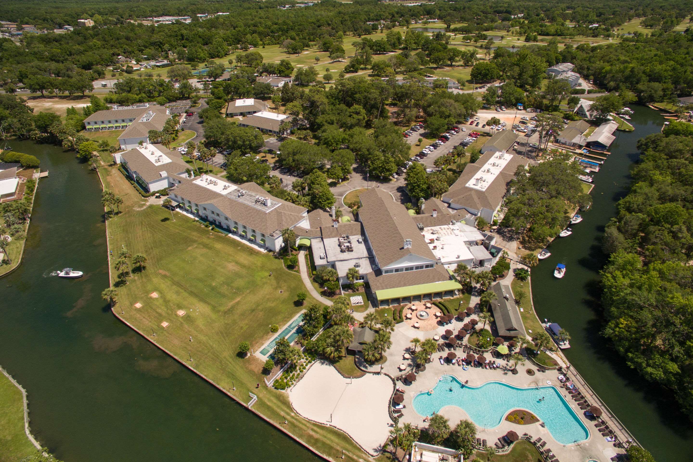 Hotel exterior | Plantation on Crystal River, Ascend Hotel Collection
