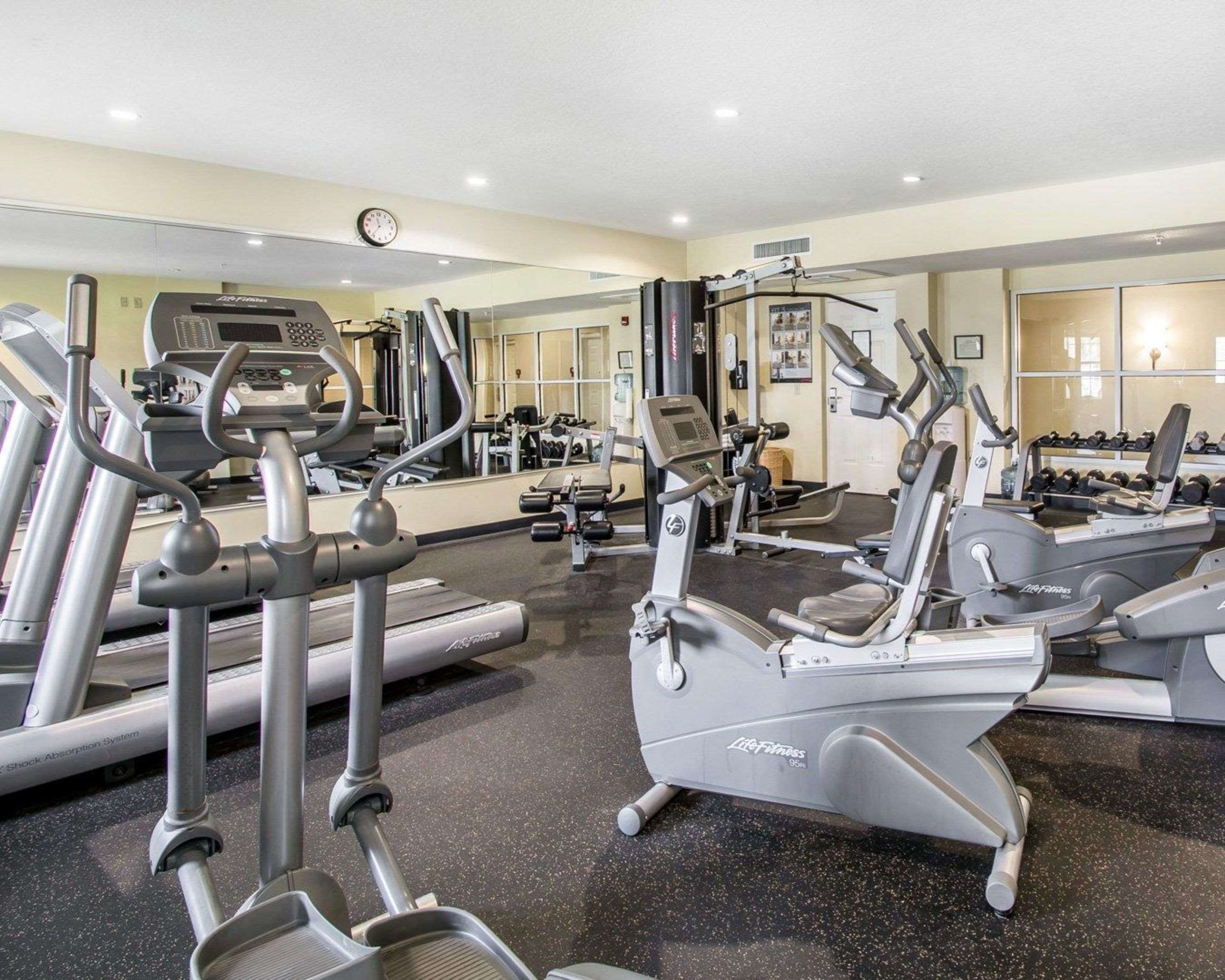 Fitness center with free weights | Plantation on Crystal River, Ascend Hotel Collection
