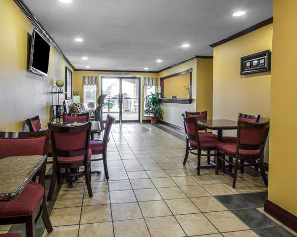 Amenities - Econo Lodge DeFuniak Springs - I-10, Exit 85