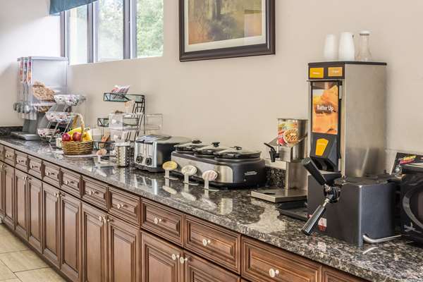 Amenities - Econo Lodge Palm Coast - I-95, Exit 289