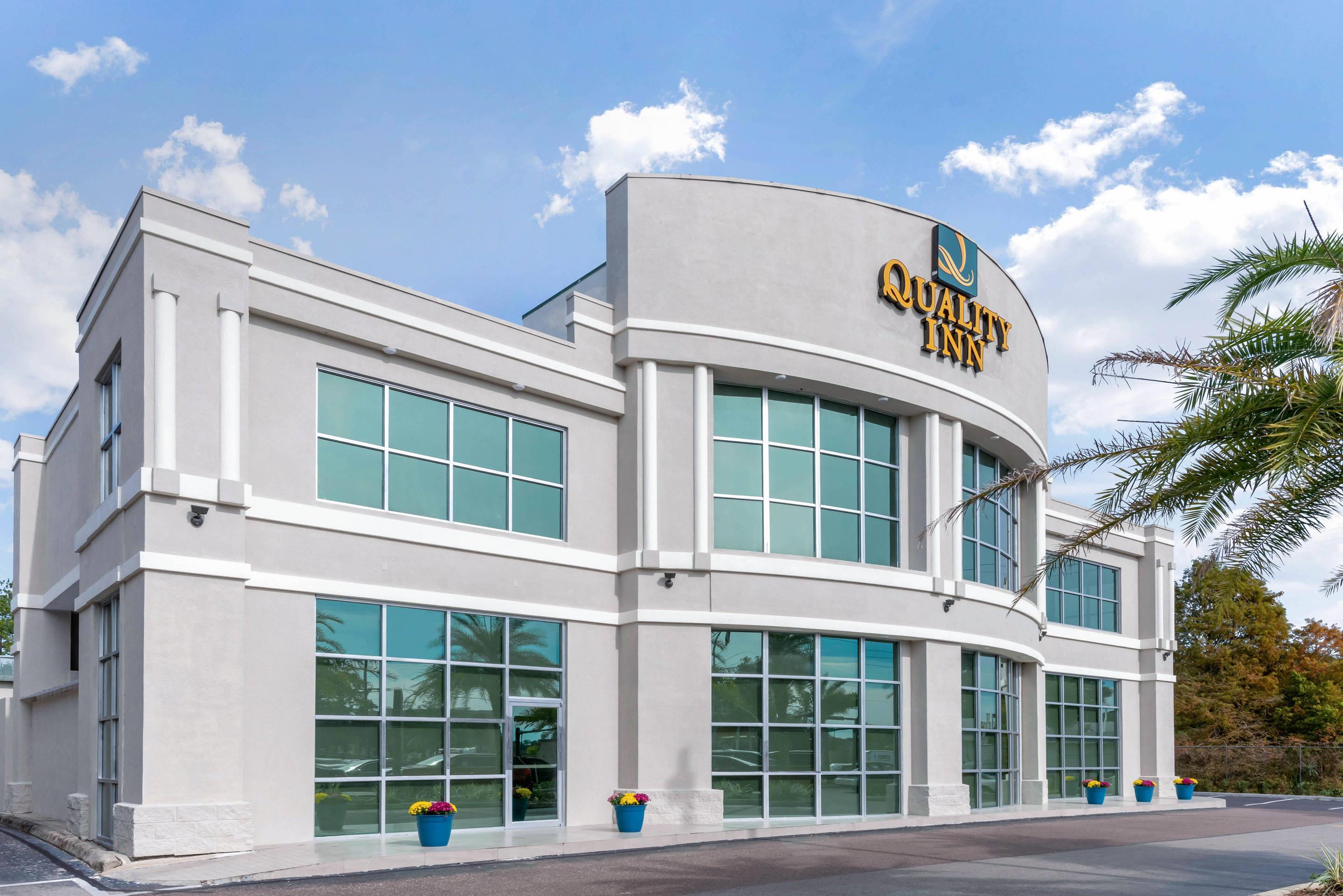 Hotel exterior | Quality Inn University North I-75