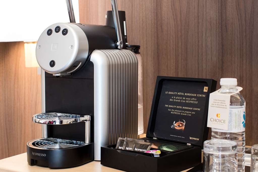 QUALITY HOTEL BORDEAUX CENTRE-guestroom-Guest Room,Suite,On-Site.jpg