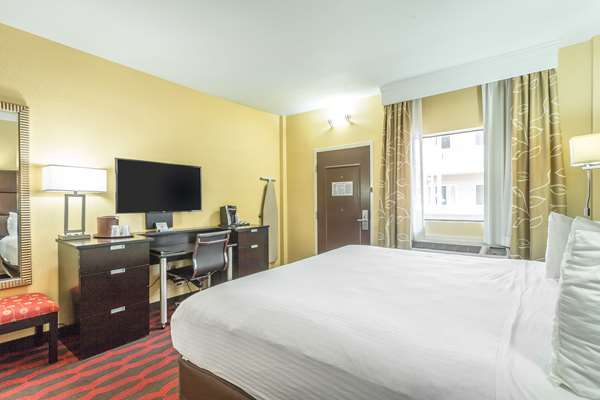  - Inn at the Peachtrees Atlanta - I-75 & I-85, Exit 249B & 249C