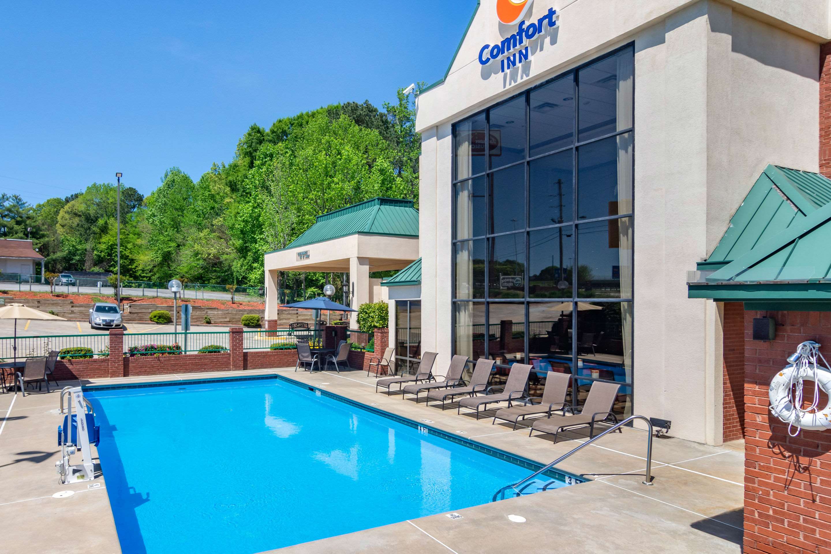 Outdoor pool | Comfort Inn Douglasville