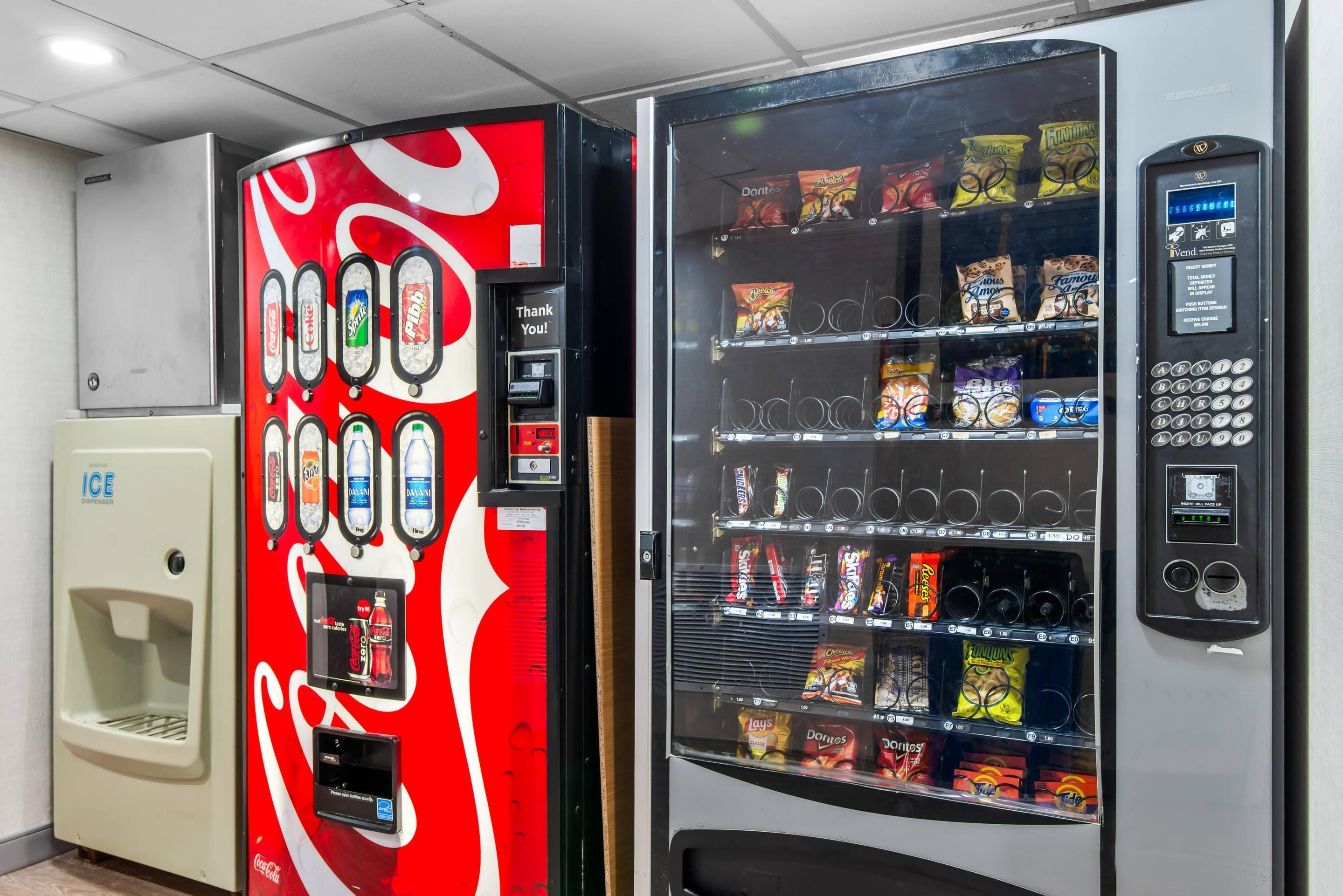 Hotel vending area | Comfort Inn Douglasville