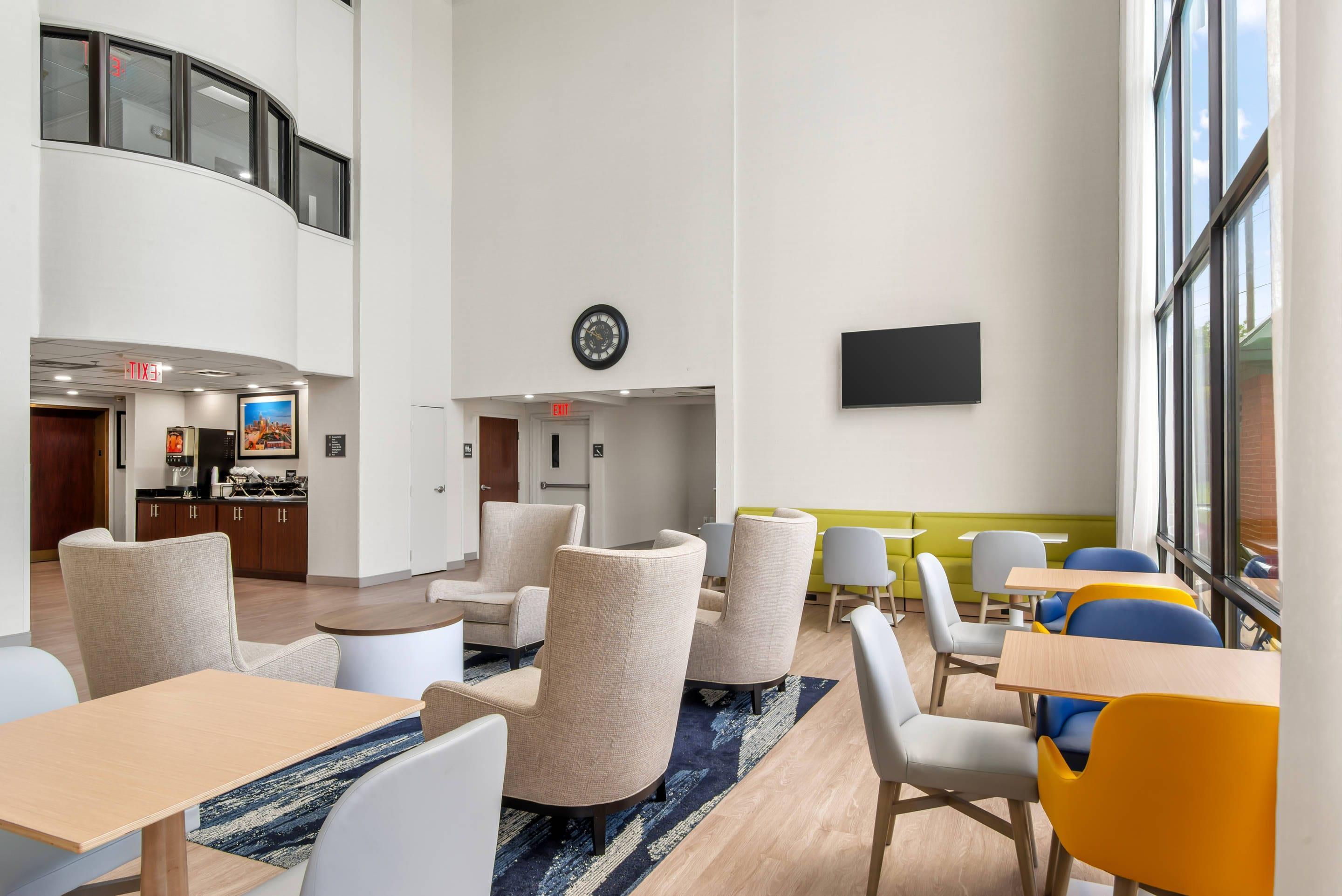 Hotel lobby | Comfort Inn Douglasville
