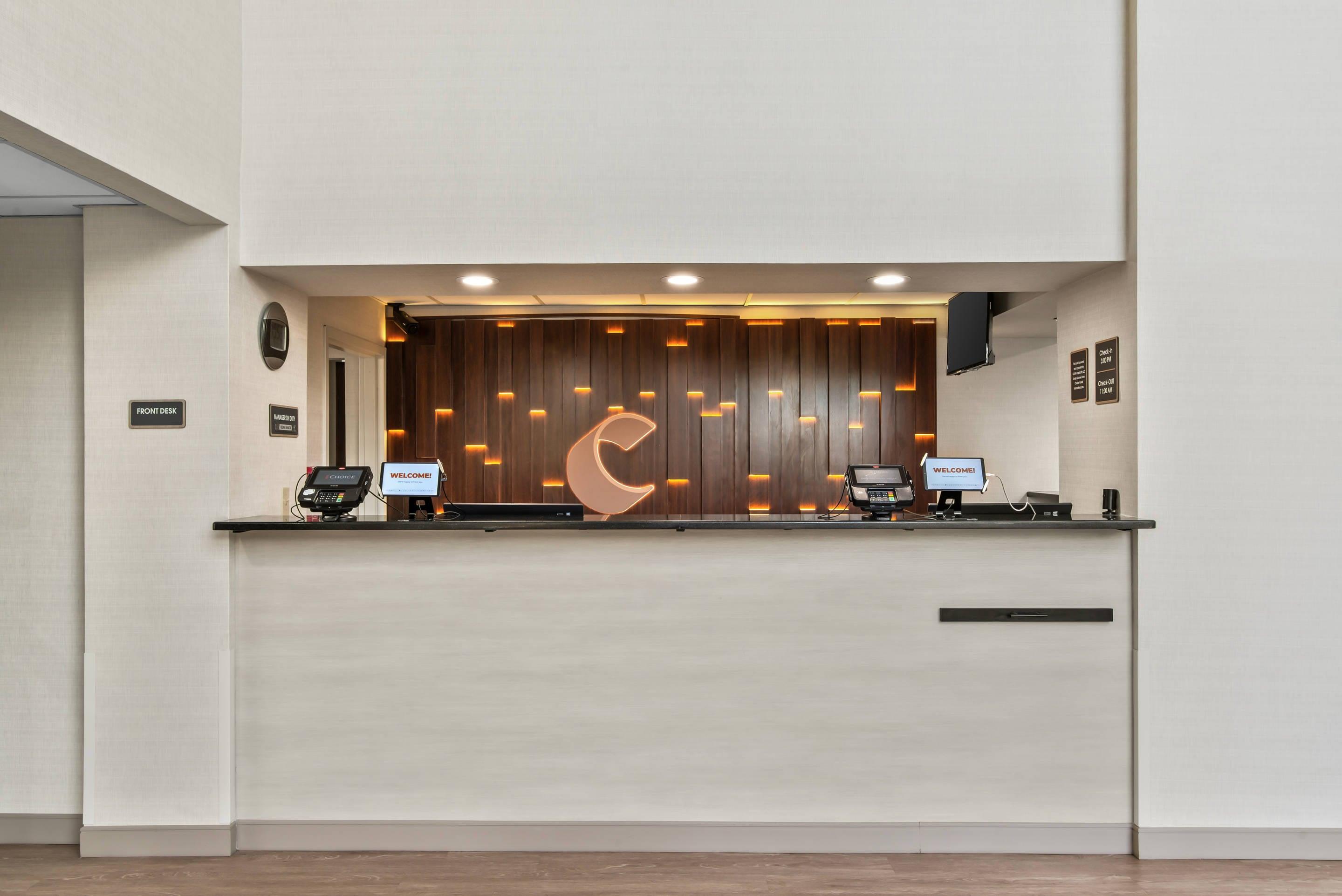 Hotel lobby | Comfort Inn Douglasville