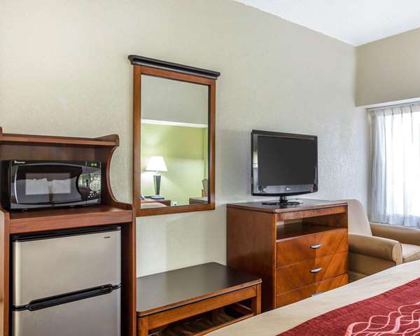  - Comfort Inn Conyers - I-20, Exit 80