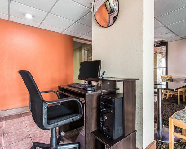 Conference Area - Quality Inn Southlake Morrow - I-75, Exit 233