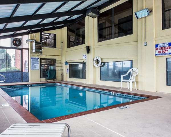 Pool - Quality Inn Southlake Morrow - I-75, Exit 233