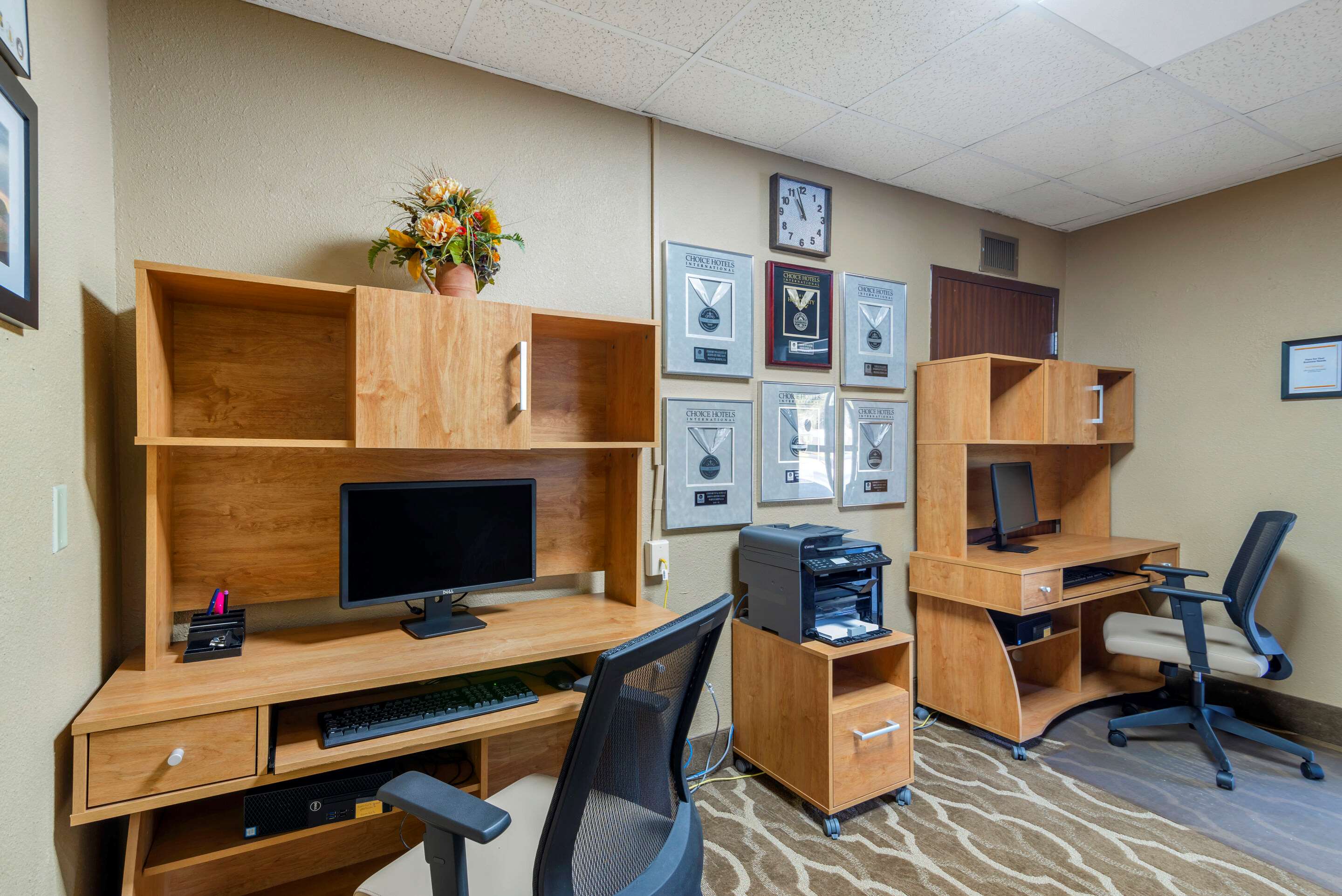 Business center | Comfort Inn & Suites - near Robins Air Force Base Main Gate