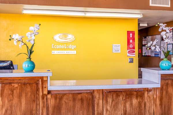  - Econo Lodge Acworth - I-75, Exit 277