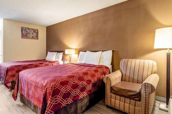  - Econo Lodge Acworth - I-75, Exit 277