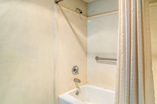  - Econo Lodge Acworth - I-75, Exit 277