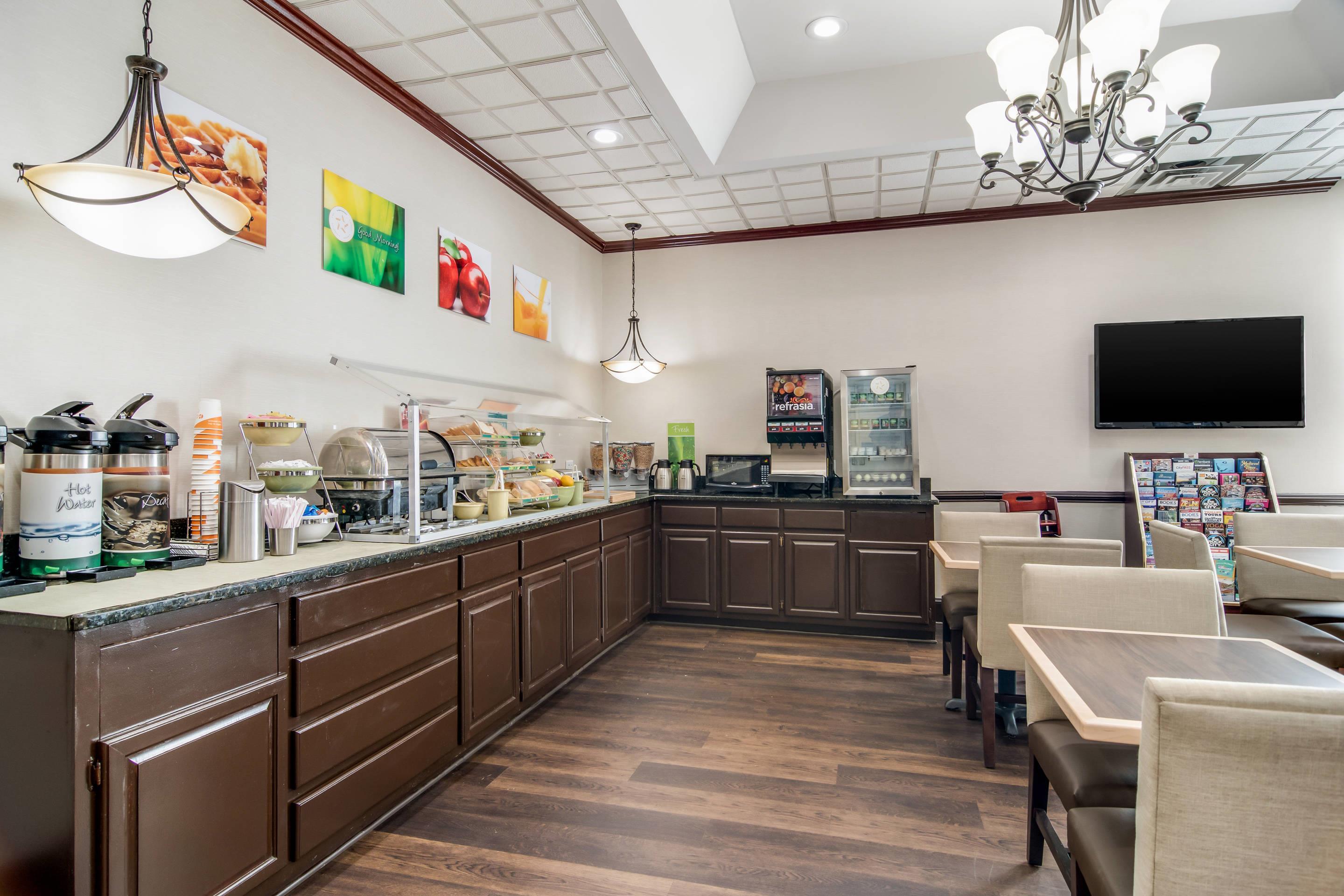Breakfast area