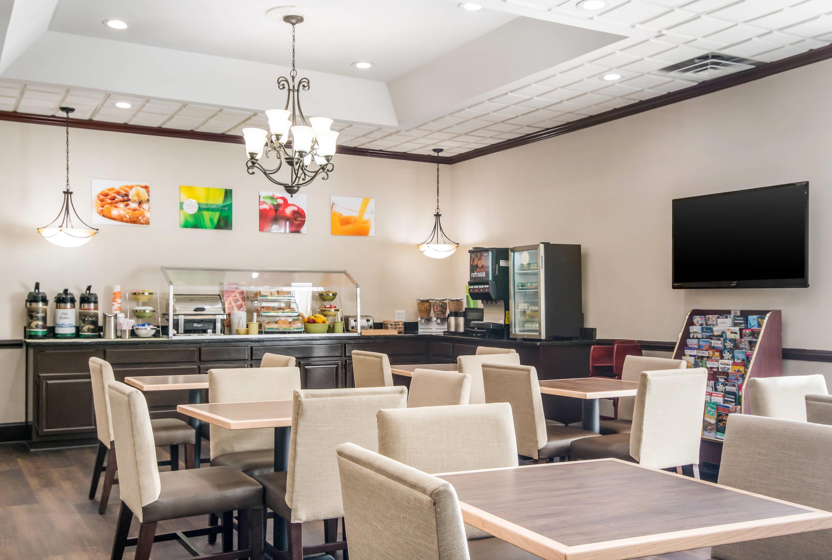 Breakfast area