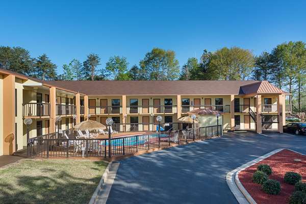 Exterior view - Quality Inn Commerce - I-85, Exit 149