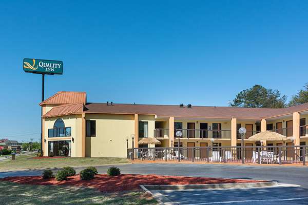 Exterior view - Quality Inn Commerce - I-85, Exit 149