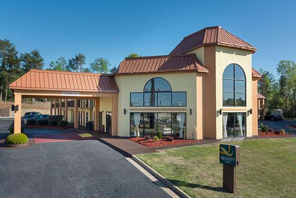 Exterior view - Quality Inn Commerce - I-85, Exit 149