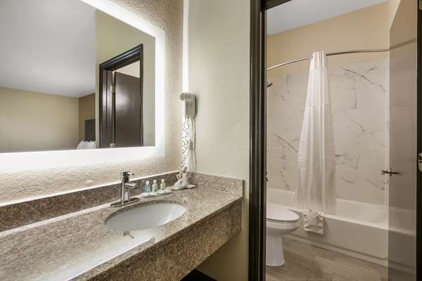  - Quality Inn Commerce - I-85, Exit 149