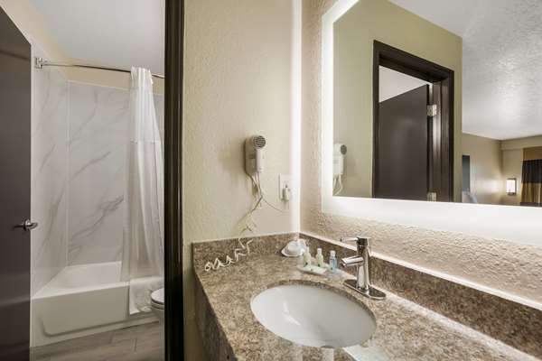  - Quality Inn Commerce - I-85, Exit 149