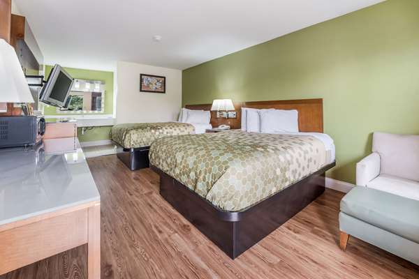  - Econo Lodge Forest Park - I-75, Exit 237