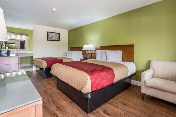  - Econo Lodge Forest Park - I-75, Exit 237