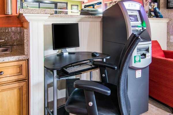 Conference Area - Econo Lodge Forest Park - I-75, Exit 237