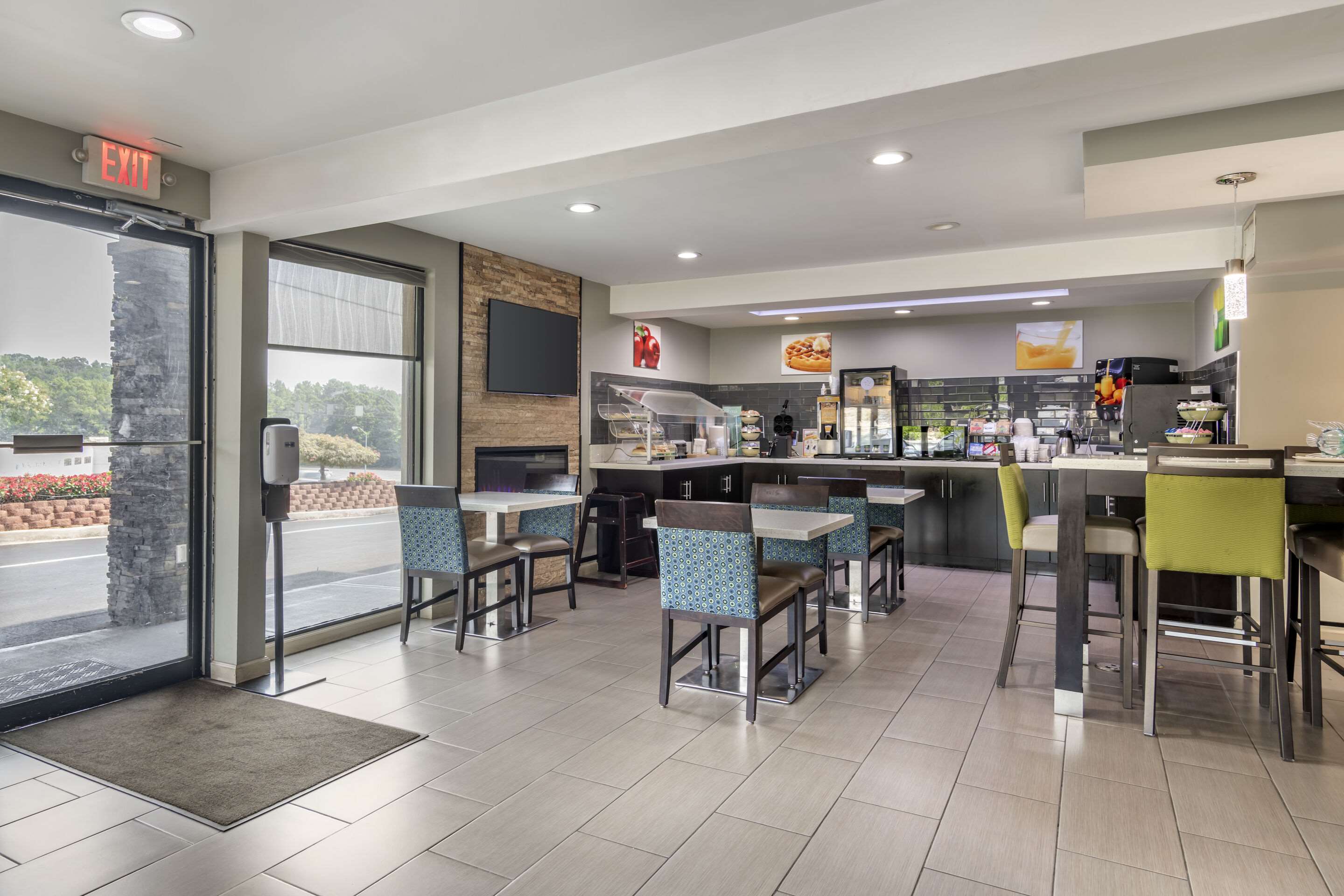 Spacious breakfast area