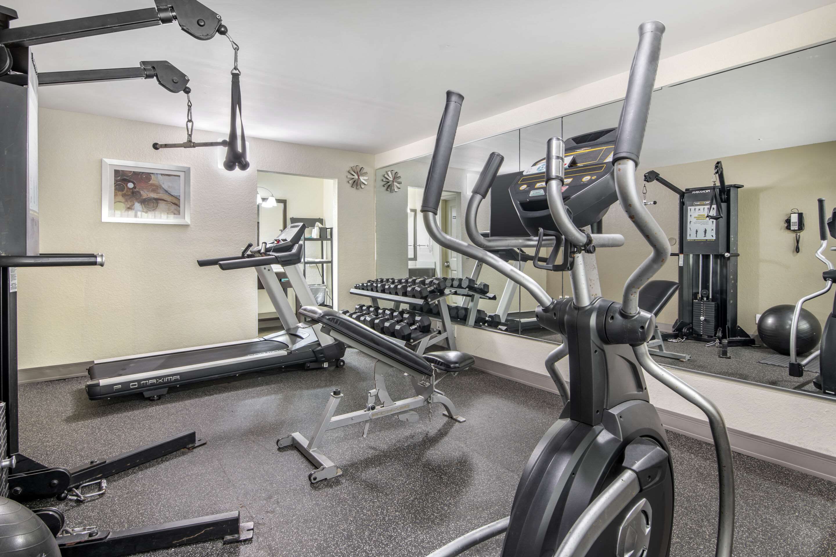 Exercise room with cardio equipment