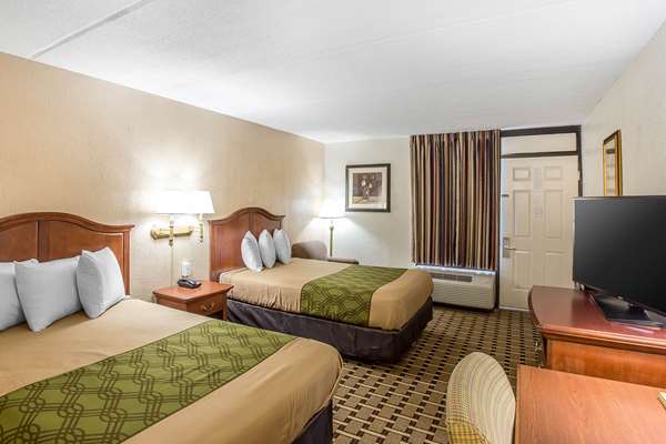  - Econo Lodge Southside Savannah