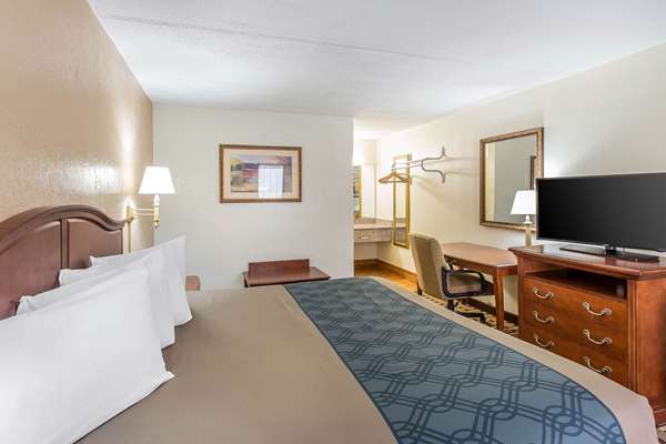  - Econo Lodge Southside Savannah