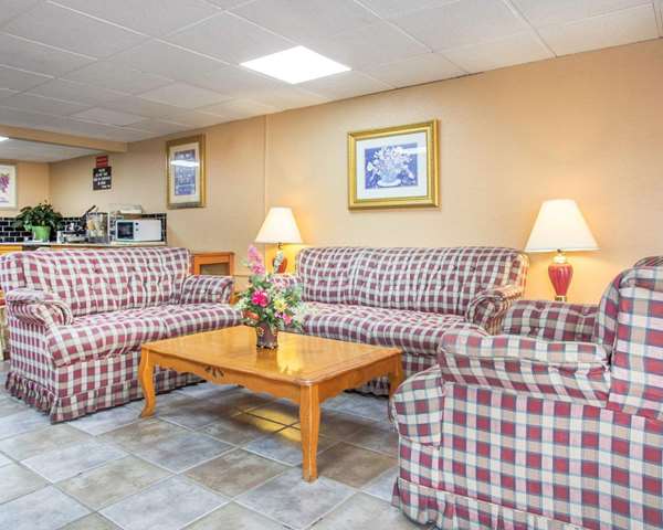  - Rodeway Inn Stone Mountain Tucker