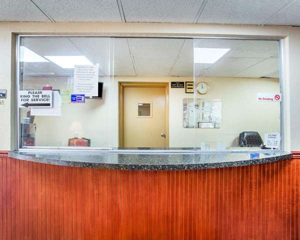  - Rodeway Inn Stone Mountain Tucker