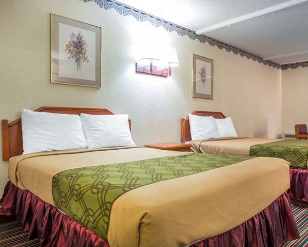  - Rodeway Inn Stone Mountain Tucker