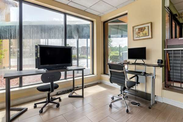 Conference Area - Quality Inn Brunswick - I-95, Exit 38