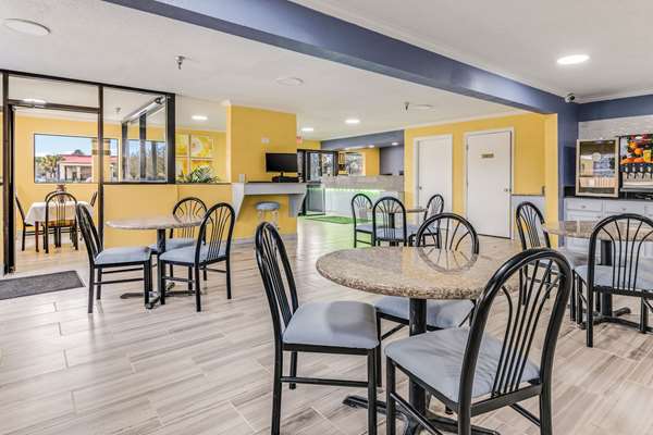 Amenities - Quality Inn & Suites Dublin - I-16, Exit 51