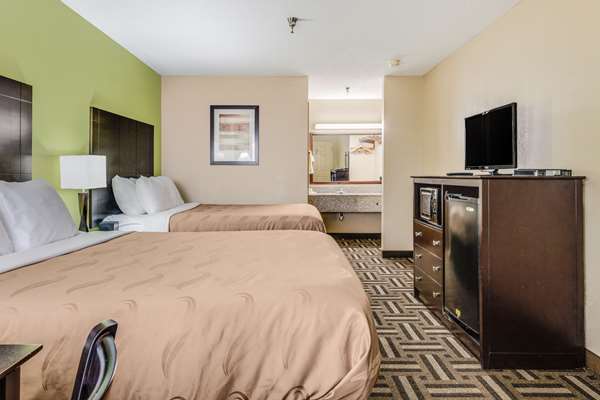 - Quality Inn & Suites Dublin - I-16, Exit 51