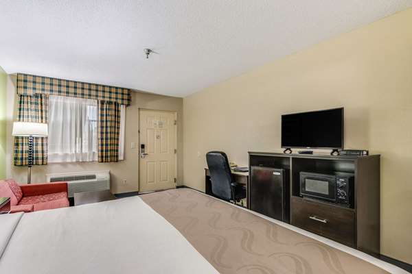  - Quality Inn & Suites Dublin - I-16, Exit 51