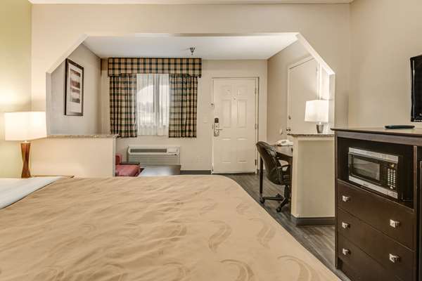  - Quality Inn & Suites Dublin - I-16, Exit 51