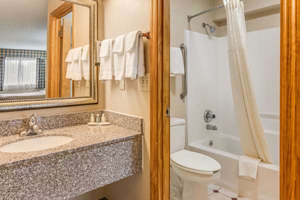  - Quality Inn & Suites Dublin - I-16, Exit 51