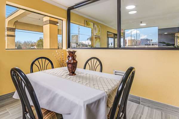  - Quality Inn & Suites Dublin - I-16, Exit 51