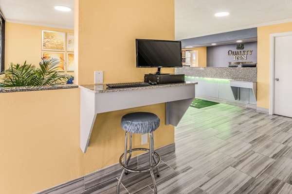 Conference Area - Quality Inn & Suites Dublin - I-16, Exit 51