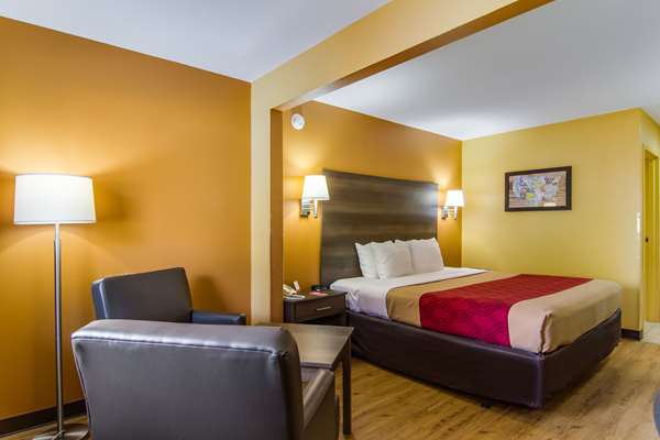  - Econo Lodge Kingsland - I-95, Exit 3