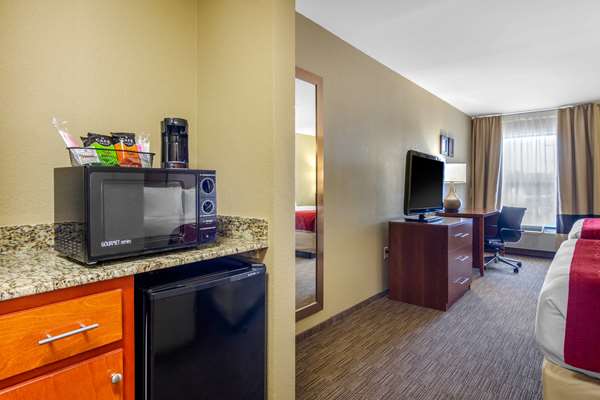 - Comfort Inn LaGrange - I-85, Exit 18